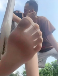 ��һs��������ǵ�һ�ӽ����裬ʱ��58����