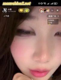 ����ѹեŮ����£��ַ���һ��-8����