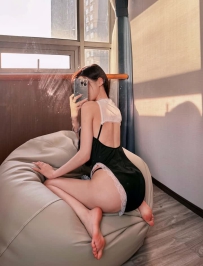 Ů����Ĵ��߿��ƣ��£�