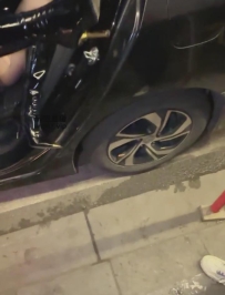 ��Ů����ʵѹե�ε�˾����50���ӣ�