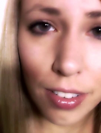 ѧ��Ů����ϴ������