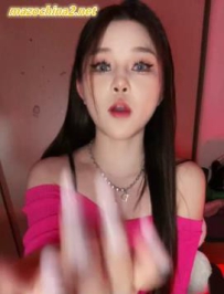 ����Ů���۾�ϴ��ѹեɵ�ƣ�23���ӣ�